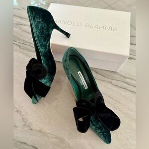 Rare Manolo Blahnik Green & Black Bow Velvet Serba Pumps, Size 9
